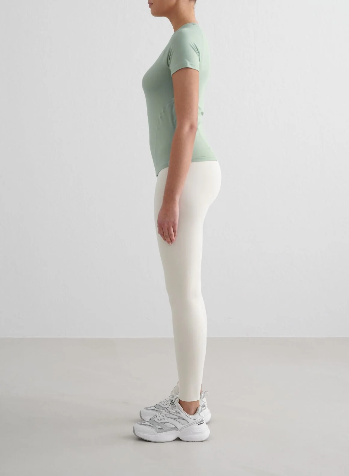 Aqua Soft Basic Short Sleeve - Image 5
