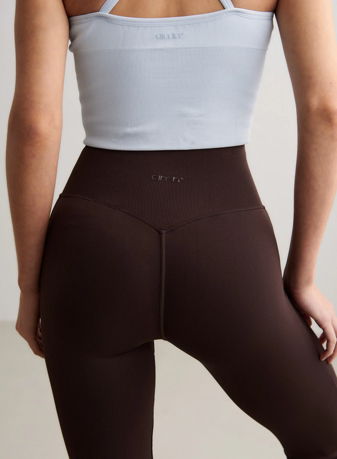 Chocolate Shape Seamless Flare Petite Tights - Image 6