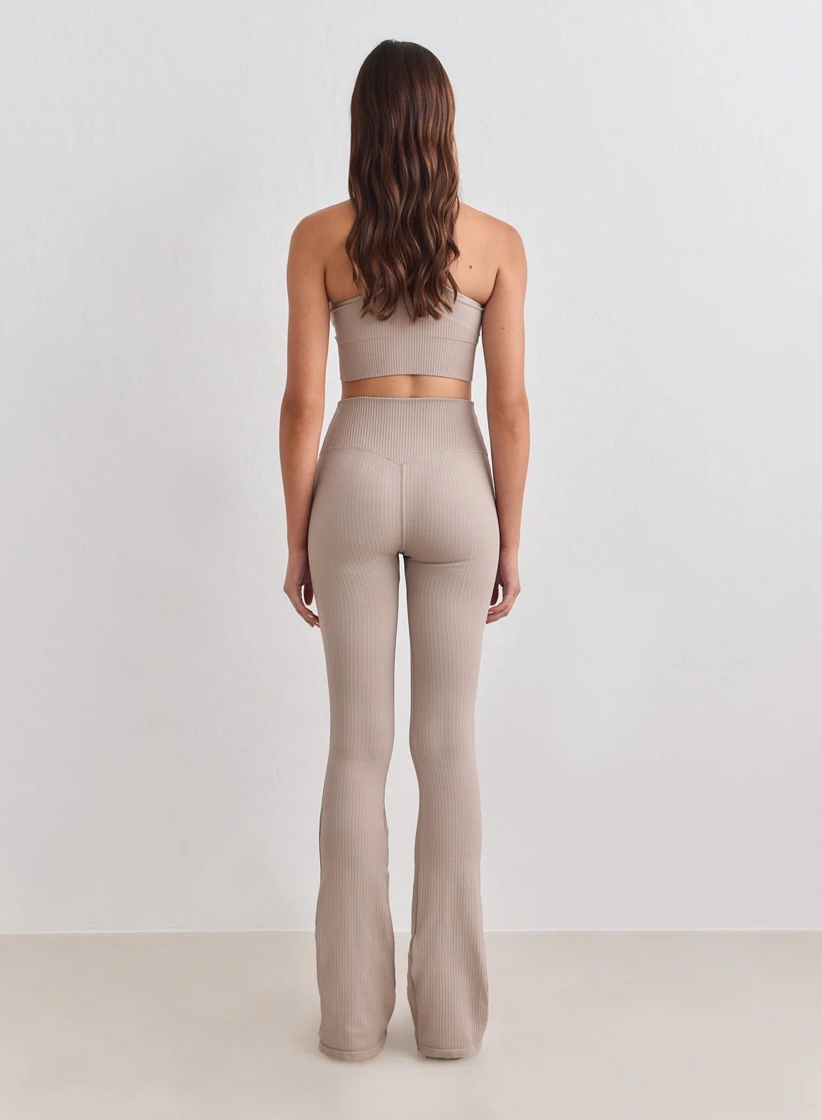 Dark Clay Ribbed Seamless Flare Tights - Image 6