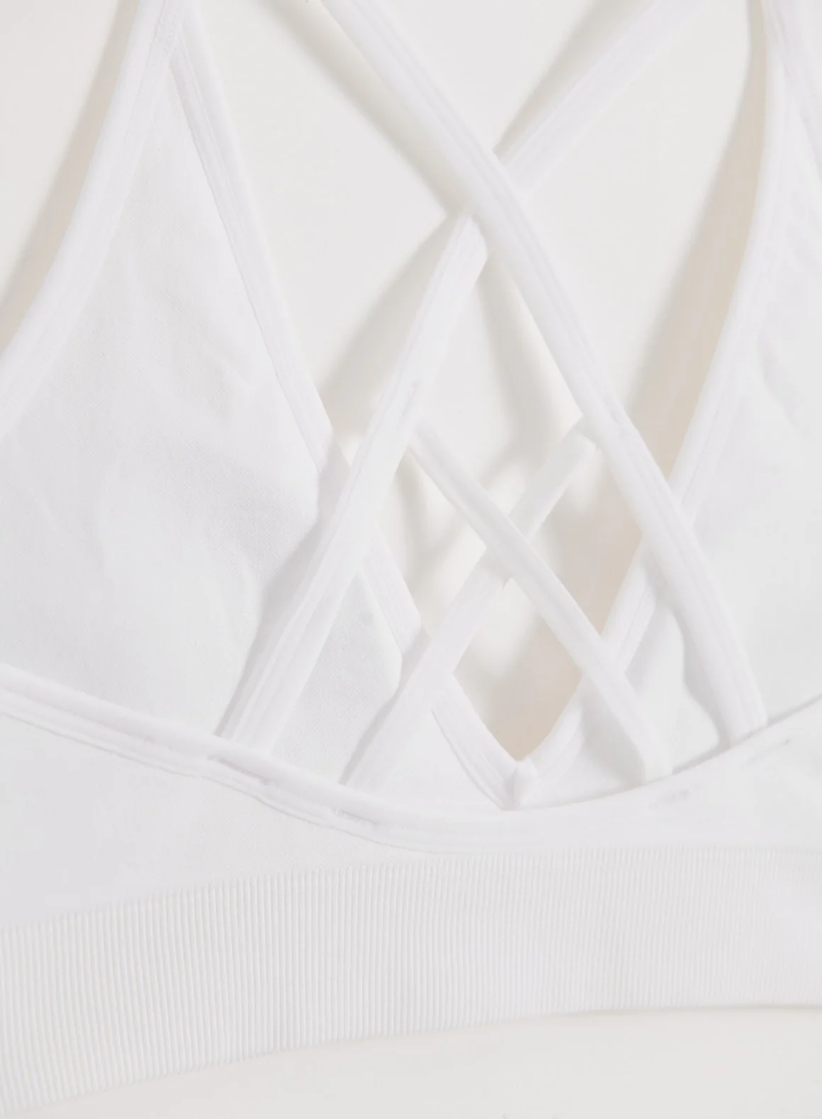 White Shape Seamless Cross Back Bra - Image 11